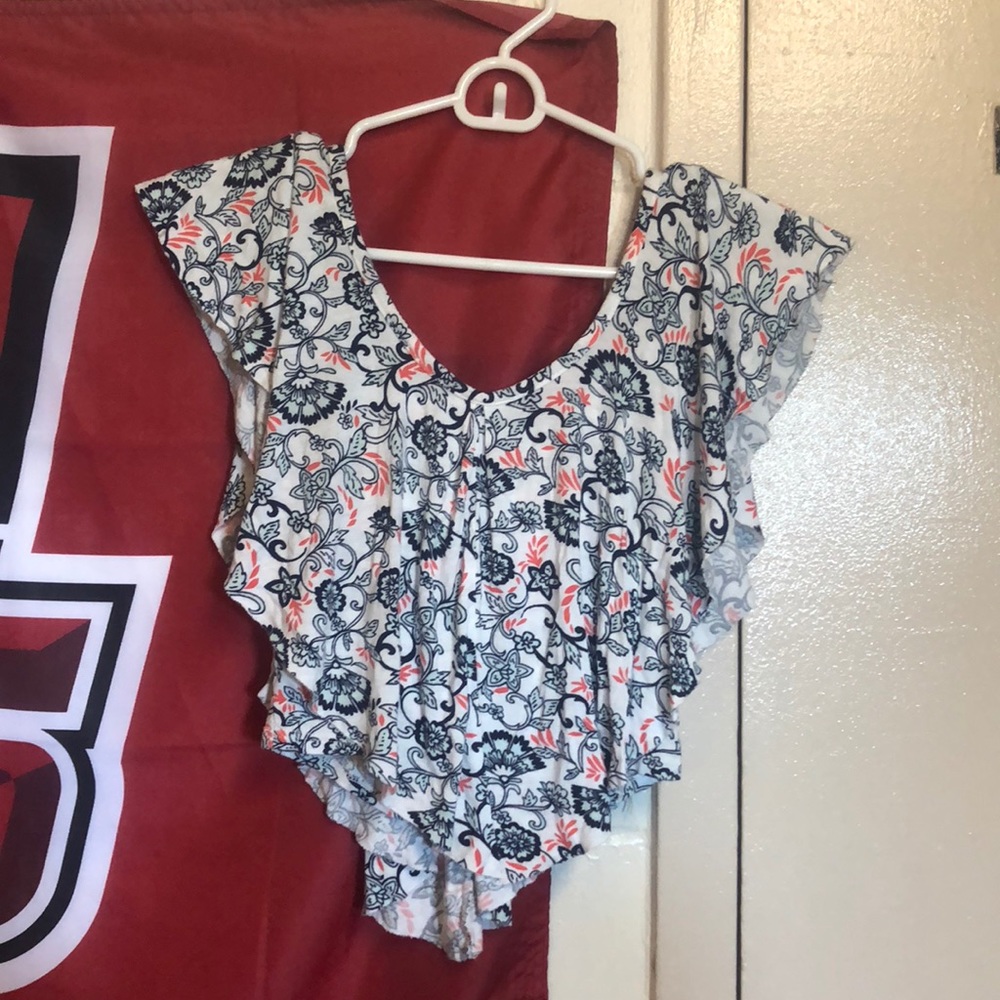 Flowy colorful crop top